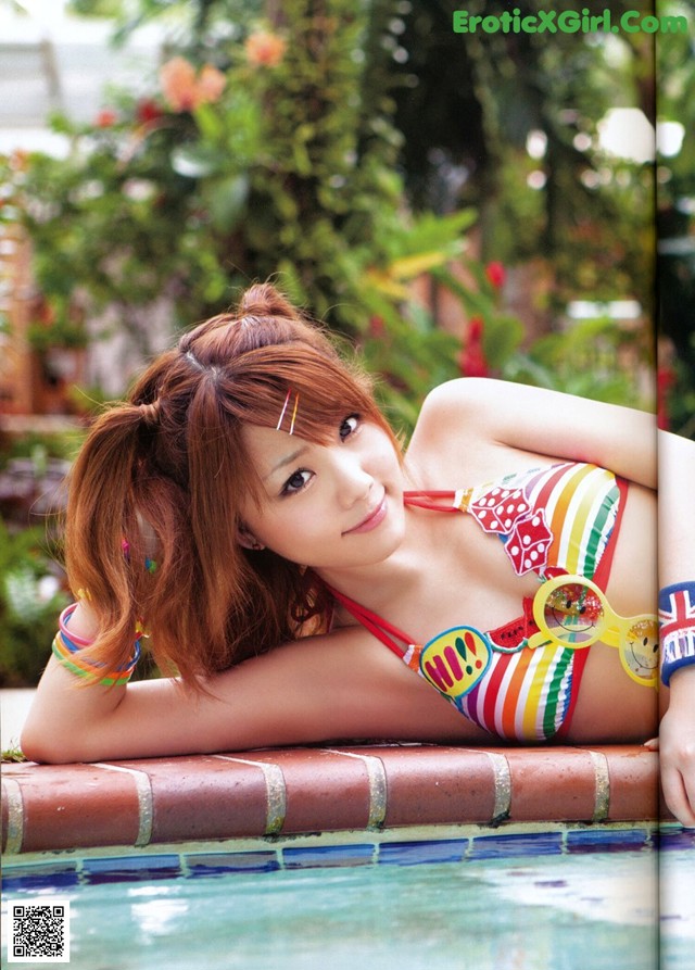 Reina Tanaka - Dressing Toples Gif